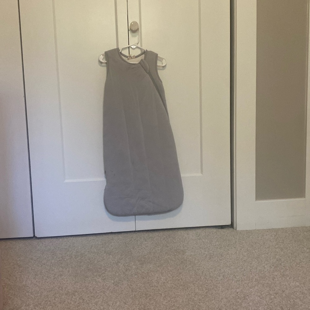 Kyte, sleep sack 2.5 tog. GUC. Priced to sell. 0-6 months.